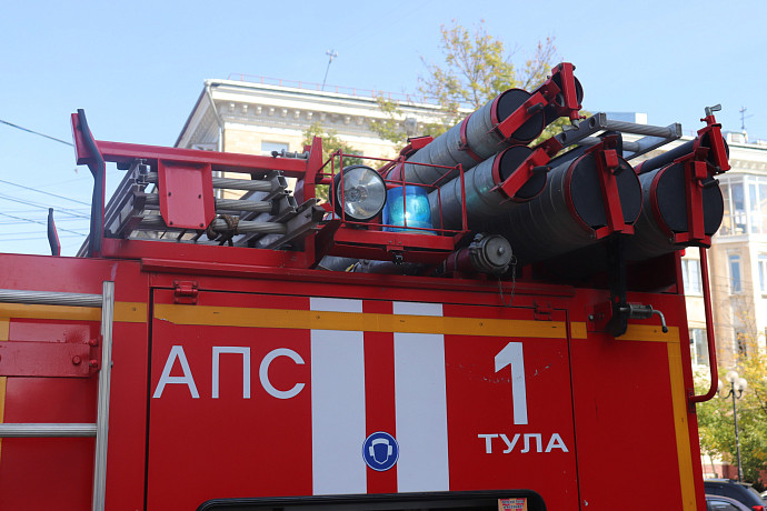 В Тульской области за сутки случилось четыре пожара: эвакуировано восемь человек