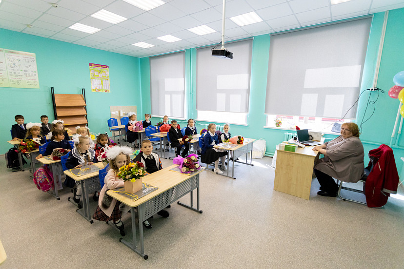 Минпросвещения установило новую норму допустимой учебной нагрузки на школьников | ТСН24