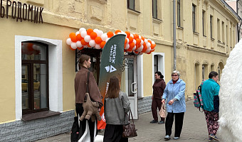 В Туле пенсионеры массово пришли на открытие кафе с бесплатными обедами
