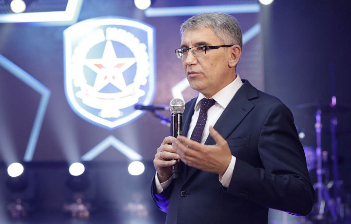 Тульских следж-хоккеистов с победой на Чемпионате России поздравил Дмитрий Миляев