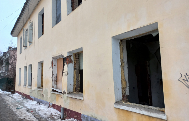 В Ясногорске снесут дом, в который в 2022 году врезался нетрезвый водитель