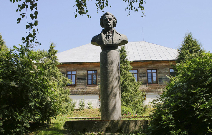 И ученый, и художник, и педагог: в тульском драмтеатре рассказали о премьере спектакля про Андрея Болотова