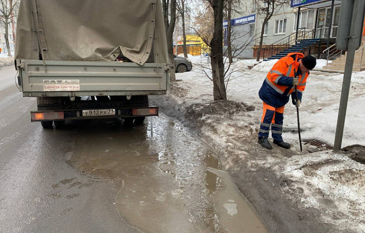 В Туле прочистили ливневую канализацию