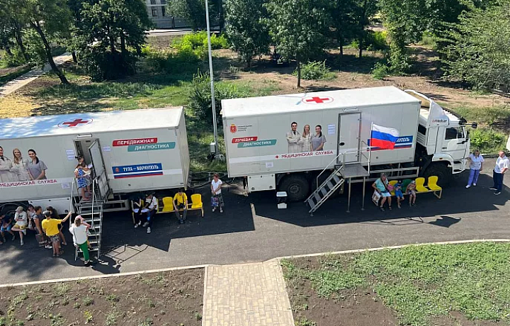 Врачи из Тульской области осмотрели порядка 180 детей в Мариуполе за прошедшие выходные