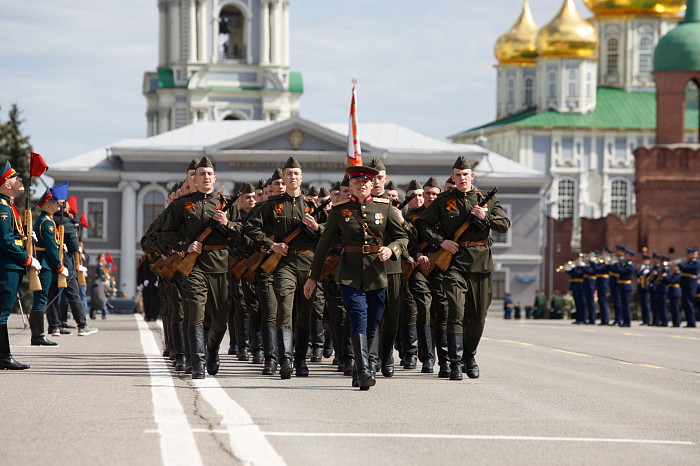 В Туле состоялся военный парад в честь Победы в Великой Отечественной войне
