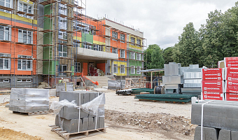 В Новомосковске к концу лета достроят детский сад и реконструируют школу
