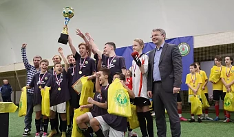 В Туле наградили лучшие школьные футбольные команды