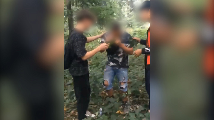 В Тульской области подростки избили товарища и сняли это на видео