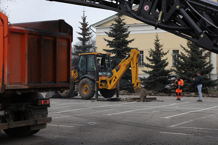 В Туле приступили к ремонту площади Ленина