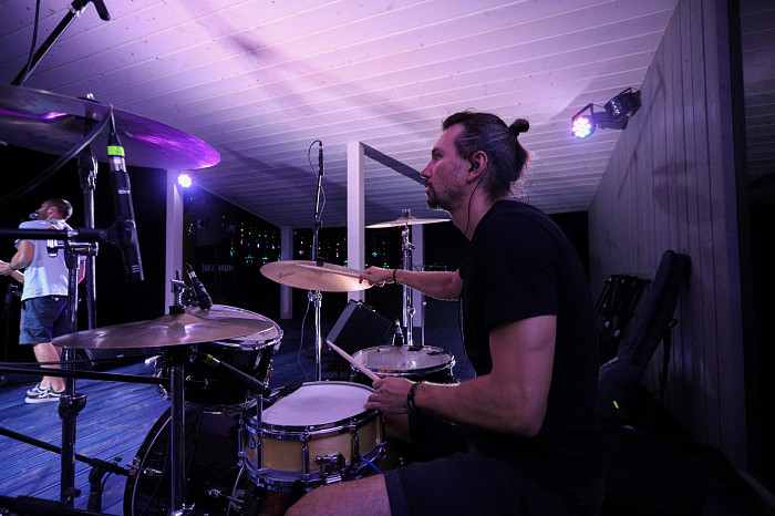 Фоторепортаж: как проходит MaxiCamp от радио Maximum и ГК Медиа Траст