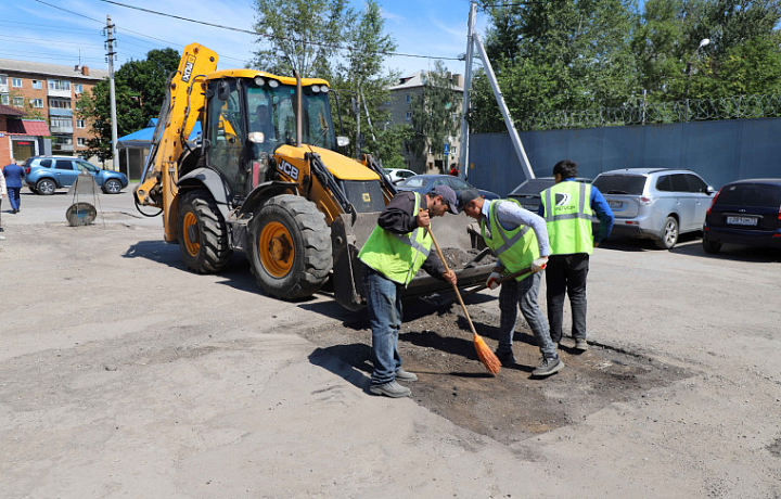 С начала 2024 года в Туле проведен ямочный ремонт более 67 тысяч квадратных метров дорог