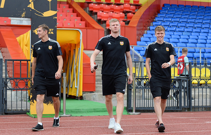 В Туле стартовал матч между  «Арсеналом» и «СКА-Хабаровск»