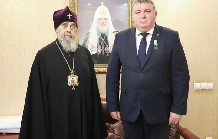 Илья Беспалов получил медаль «За милосердие и благотворительность»