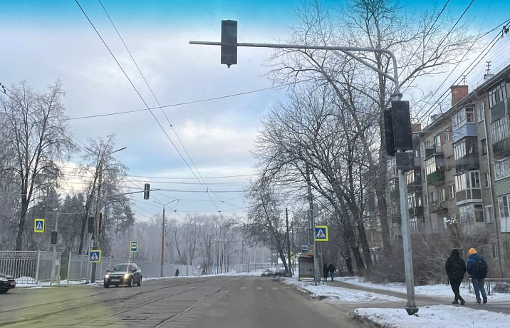 Светофор на пересечении улиц Тульского Рабочего Полка и Оружейной в Туле заработает до 25 декабря