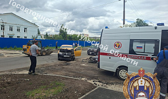 17-летний мотоциклист попал под колеса иномарки в Новомосковске