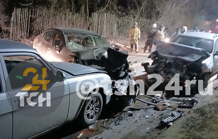 В тульском Плеханово нетрезвый водитель устроил тройное ДТП