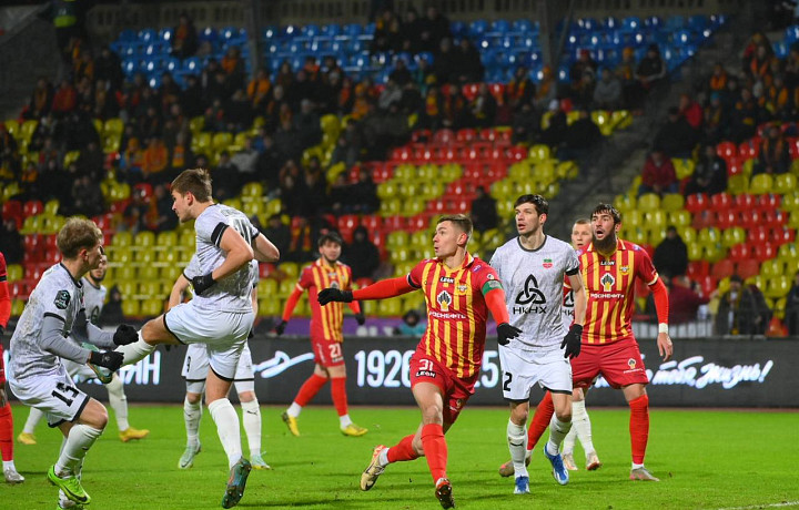 Тульский «Арсенал» и нижнекамский «Нефтехтимик» 30 ноября сыграли вничью