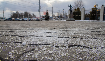 Реагент, используемый в Туле, попал в список самых опасных противогололедных материалов