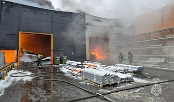 К тушению пожара на производстве в Щекине привлекли пожарный поезд