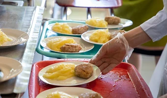 В администрации Тулы назвали фейком информацию об отравлении детей участников СВО бесплатным питанием