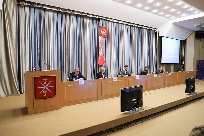 Тульские депутаты утвердили дополнительные меры поддержки военнослужащих