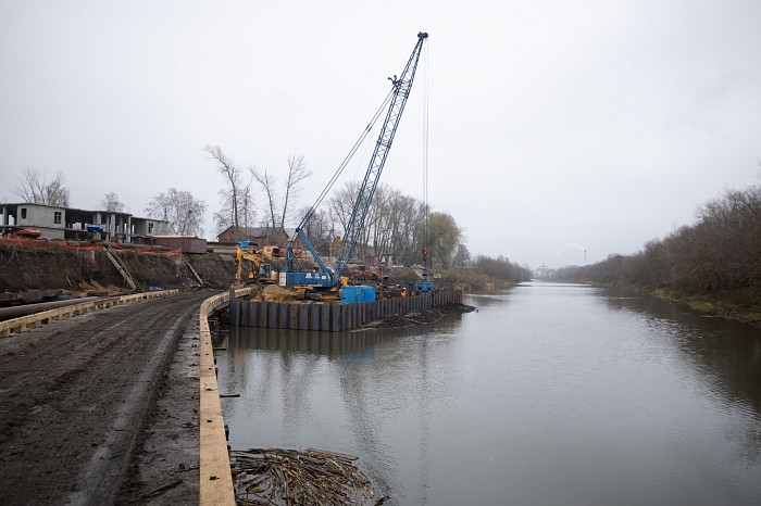 В Туле возводят новый мост через Упу: что происходит на строительной площадке