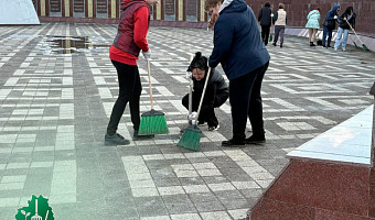 В субботнике в Туле 18 апреля приняли участие около 11 тысяч человек
