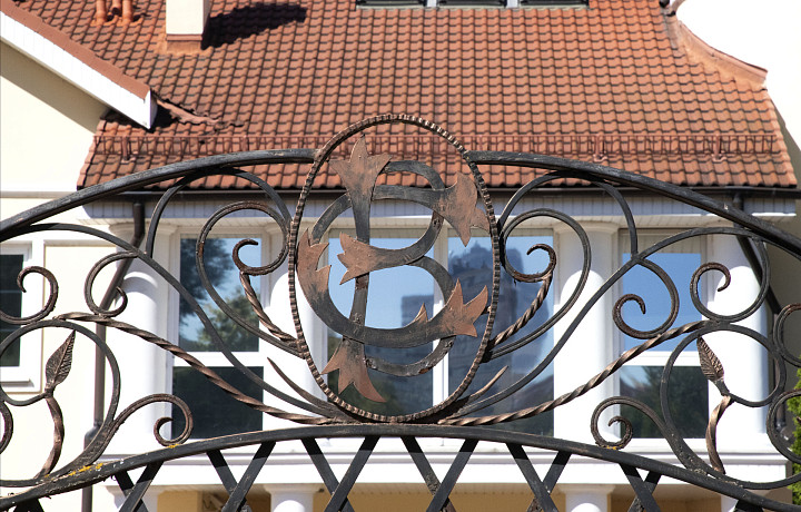 Мраморные ковры и сусальное золото: ТОП-5 самых дорогих домов, выставленных на продажу в Туле