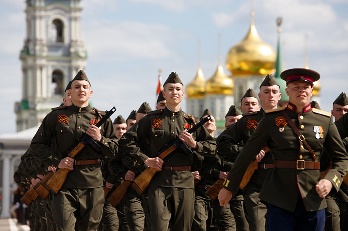 В Туле состоялся военный парад в честь Победы в Великой Отечественной войне
