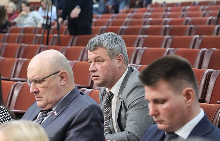 Тульский депутат Моисеев предложил вернуть наказание для тунеядцев