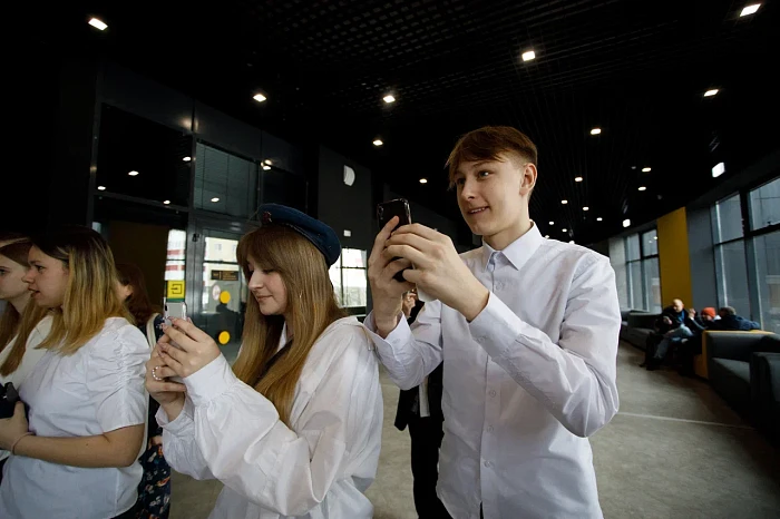 Туляки отработали навыки оказания первой помощи в рамках флешмоба «Дети спасают жизни»