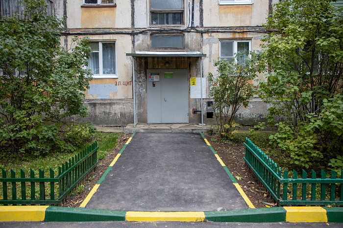 Администрация Тулы осмотрела благоустроенные дворы и детские площадки в рамках программы «Наш город»