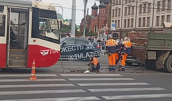 ﻿На улице Советской в Туле встали трамваи из-за ремонтных работ