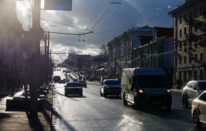 Тульские автомобилисты встали в девятибалльных пробках вечером 15 февраля