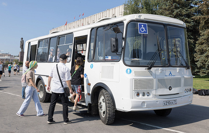 Ясная Поляна, Куликово поле, оружейная столица: граждане с ОВЗ смогут добраться до знаковых мест Тульской области на специальном автобусе