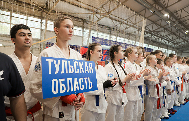 В Туле проходят Всероссийские соревнования по рукопашному бою в честь 81-й годовщины обороны города