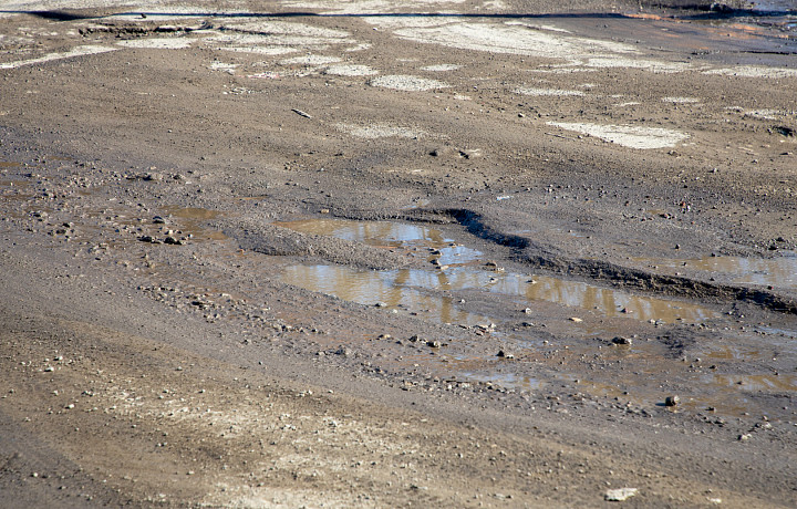 ﻿В Алексине отремонтируют дорогу на улице Кирпичной до 26 ноября