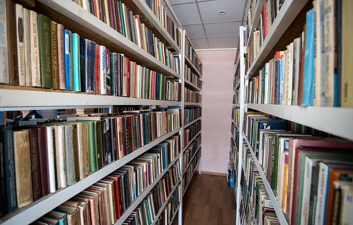 Эксперты назвали три книги, которые помогут избавиться от тревожности