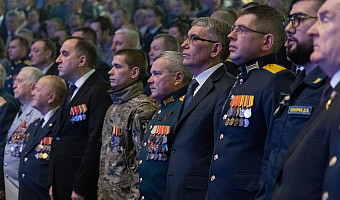 «Побеждает тот, кто не сдаётся»: Миляев поздравил туляков с предстоящим Днём защитника Отечества