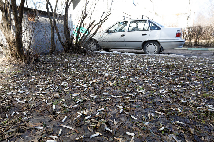 Идет – бычок валяется: фоторепортаж с улиц Тулы, от которого хочется прокашляться