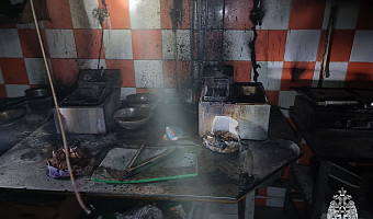 В тульском кафе произошел пожар из-за неисправного фритюра