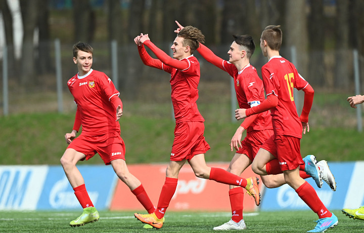 В Туле стартовали матчи Юношеской футбольной лиги «Центр»