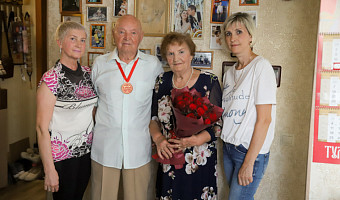 В Туле ветерану Великой Отечественной войны Владимиру Лаврову исполнилось 99 лет