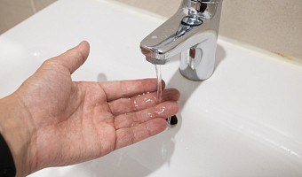 На двух улицах Тулы отключили холодную воду из-за коммунальной аварии