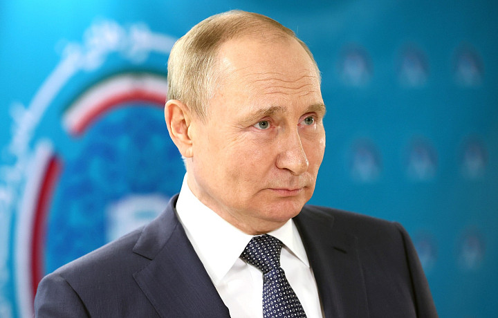 Президент Путин 9 мая заявил, что Запад пытается исказить правду о Второй мировой войне