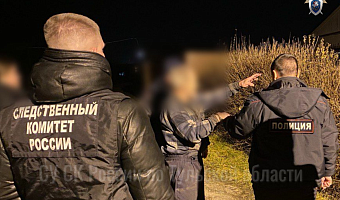 В Новомосковске пенсионер нанес знакомой девять ножевых во время ссоры