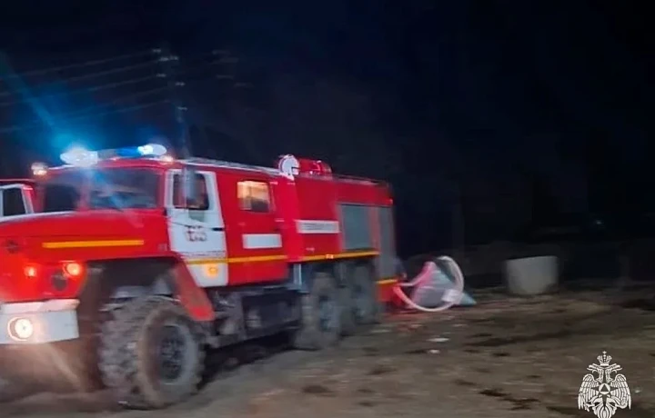 В Ясногорском районе ночью потушили пожар в частном жилом доме