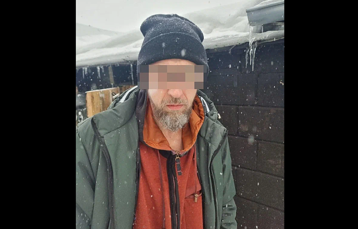 Полицейские изъяли из дома жителя Донского 22 куста конопли