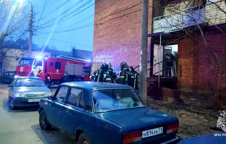 Из жилого дома эвакуировали 21 человека: в Тульской области 11 апреля произошло три пожара