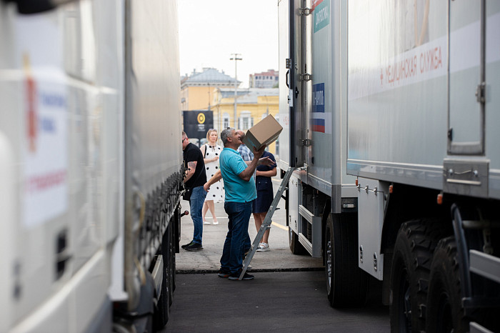 Бригада тульских медиков отправилась в ДНР для оказания медицинской помощи местным жителям